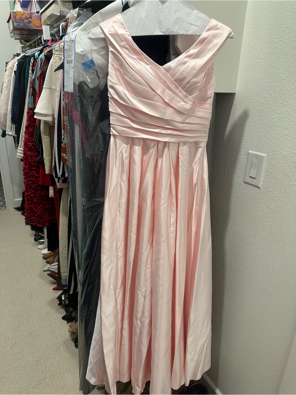 Elegant Light Pink Prom Dress with Pleated Bodice